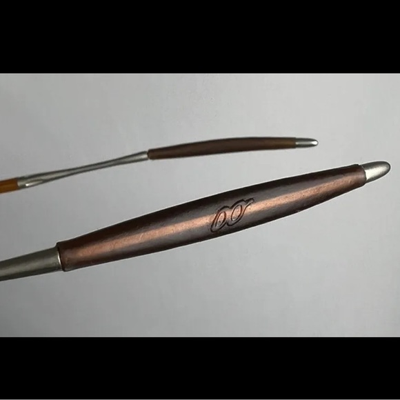 OAKLEY OO Michael Jordan E-Wire Blue Iridium/Matte Silver Gen 1 Round Sunglasses - Picture 10 of 10